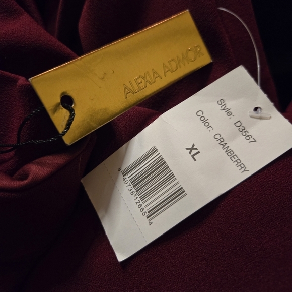 Alexia Admor NWT Draped One Shoulder Jumpsuit Fuchsia XL - Picture 12 of 12